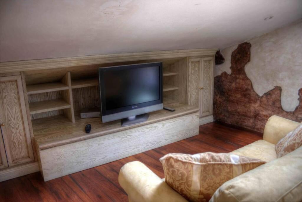 Santa Maria Ad Valetudinarium Appartement Abbadia San Salvator Buitenkant foto